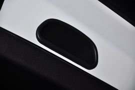 2012款起亚智跑2.0L自动两驱GLS