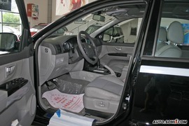 起亚索兰托3.8L自动舒适型