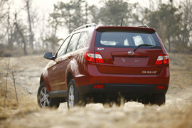 2011款陆风X8