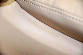 2012款广汽丰田凯美瑞2.5G豪华版