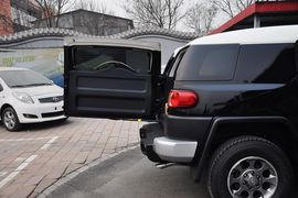 2011款丰田FJ酷路泽4.0L标准型