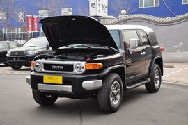 2011款丰田FJ酷路泽4.0L标准型