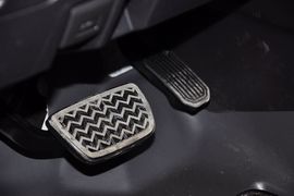 2011款丰田FJ酷路泽4.0L标准型