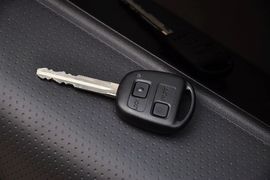 2011款丰田FJ酷路泽4.0L标准型