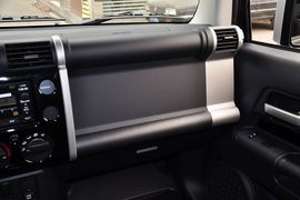 2011款丰田FJ酷路泽4.0L标准型