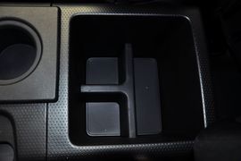 2011款丰田FJ酷路泽4.0L标准型