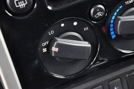 2011款丰田FJ酷路泽4.0L标准型