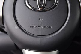 2011款丰田FJ酷路泽4.0L标准型