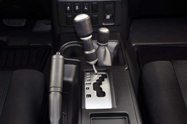 2011款丰田FJ酷路泽4.0L标准型