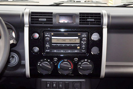 2011款丰田FJ酷路泽4.0L标准型