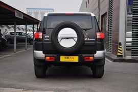 2011款丰田FJ酷路泽4.0L标准型