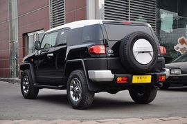 2011款丰田FJ酷路泽4.0L标准型