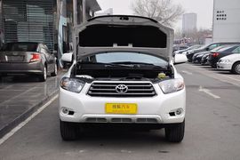 2011款丰田汉兰达2.7L两驱豪华版