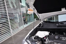 2011款丰田汉兰达2.7L两驱豪华版