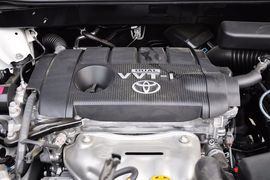2011款丰田汉兰达2.7L两驱豪华版