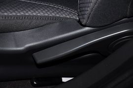 2012款风神S30