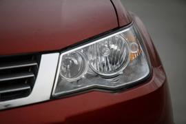 2011款陆风X8