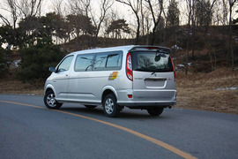 2011款福田蒙派克M240SL版