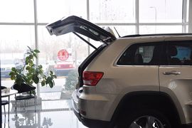 2012款JEEP大切诺基5.7L