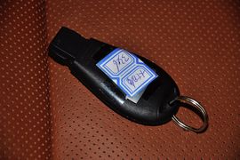 2012款JEEP大切诺基5.7L