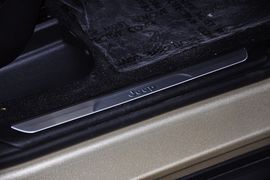 2012款JEEP大切诺基5.7L