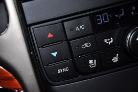 2012款JEEP大切诺基5.7L