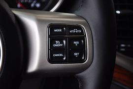 2012款JEEP大切诺基5.7L