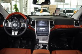 2012款JEEP大切诺基5.7L