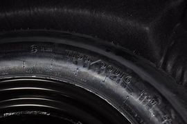 2012款Jeep吉普自由客2.4