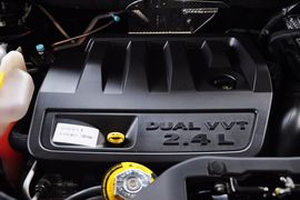 2012款Jeep吉普自由客2.4