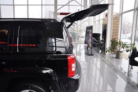 2012款Jeep吉普自由客2.4