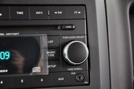 2012款Jeep吉普自由客2.4