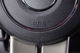 2012款Jeep吉普自由客2.4