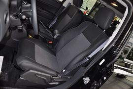2012款Jeep吉普自由客2.4