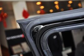 2012款Jeep吉普自由客2.4