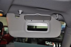 2012款Jeep吉普自由客2.4