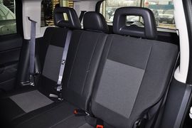 2012款Jeep吉普自由客2.4