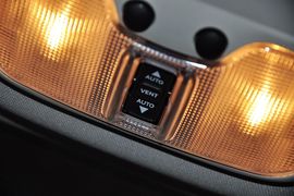 2012款Jeep吉普自由客2.4