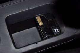 2012款Jeep吉普自由客2.4