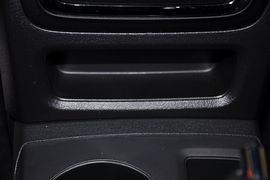 2012款Jeep吉普自由客2.4