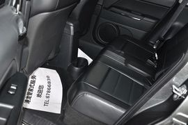 2012款JEEP指南者2.0L