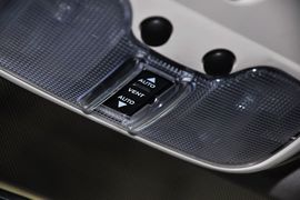 2012款JEEP指南者2.0L