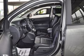 2012款JEEP指南者2.0L