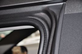 2012款JEEP指南者2.0L