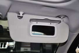 2012款JEEP指南者2.0L