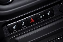 2012款JEEP指南者2.0L