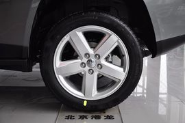 2012款JEEP指南者2.0L