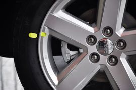 2012款JEEP指南者2.0L