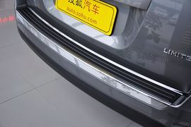 2012款JEEP指南者2.0L