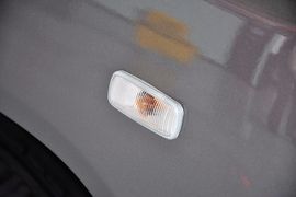 2012款JEEP指南者2.0L